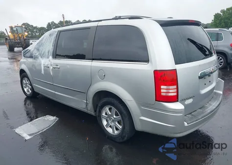2009 Chrysler Town & Country Touring from USA, damaged, VIN 2A8HR54139R633855